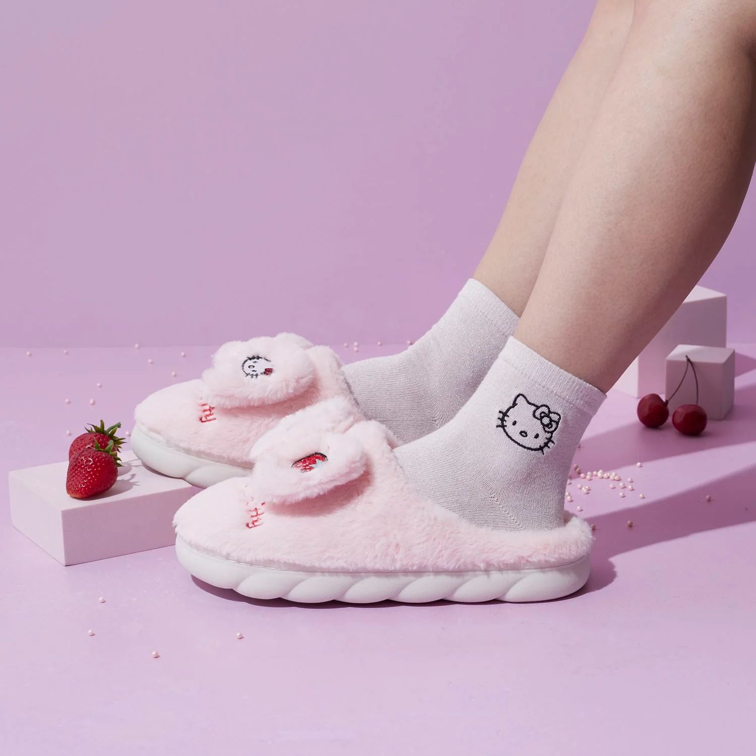 CHAUSSONS HELLO KITTY - Image 3