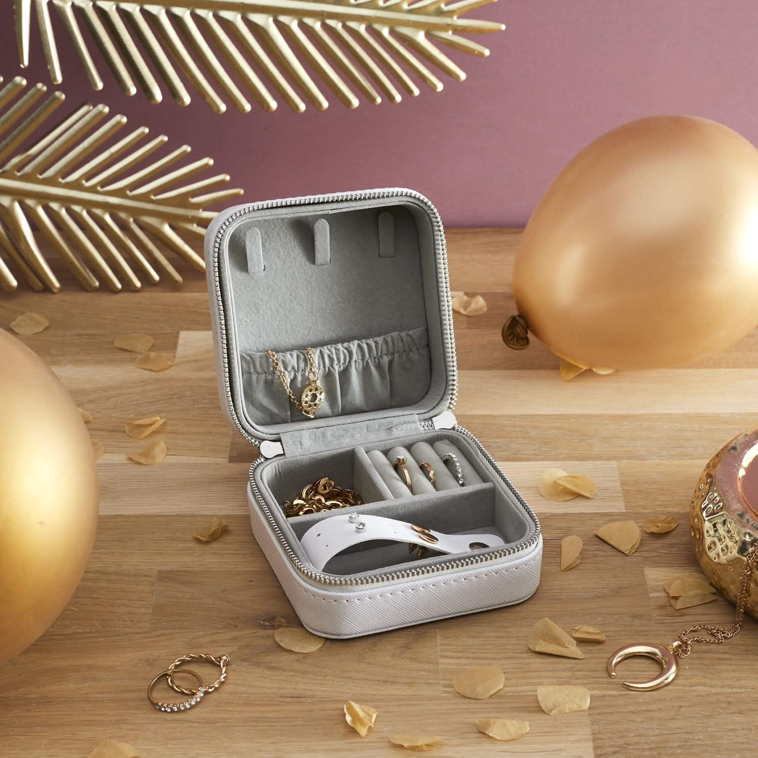 COFFRET A BIJOUX MME PRINCESSE - Image 2