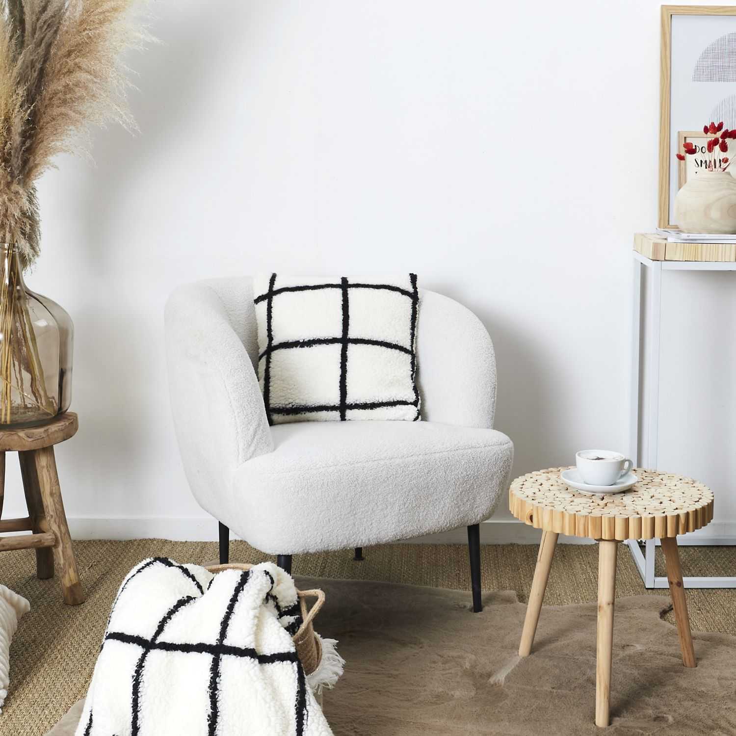 COUSSIN SHERPA BLANC CARREAUX NOIR 40X40CM